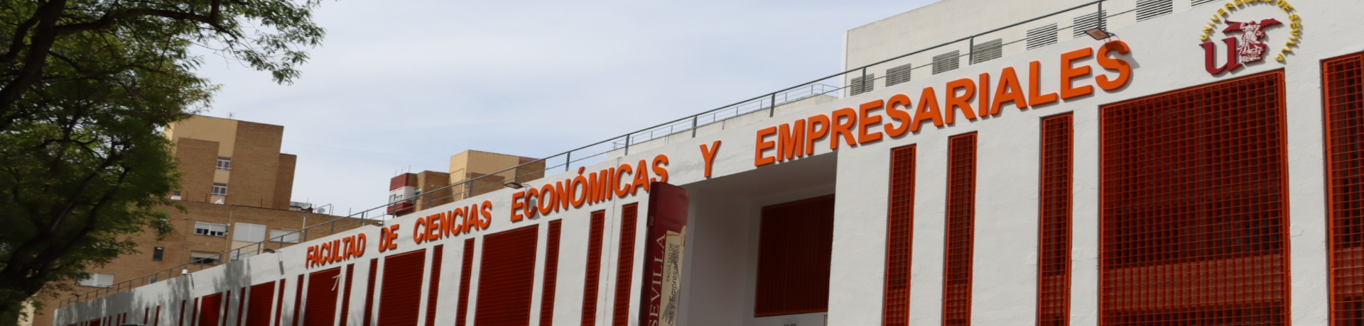 Fachada Facultad